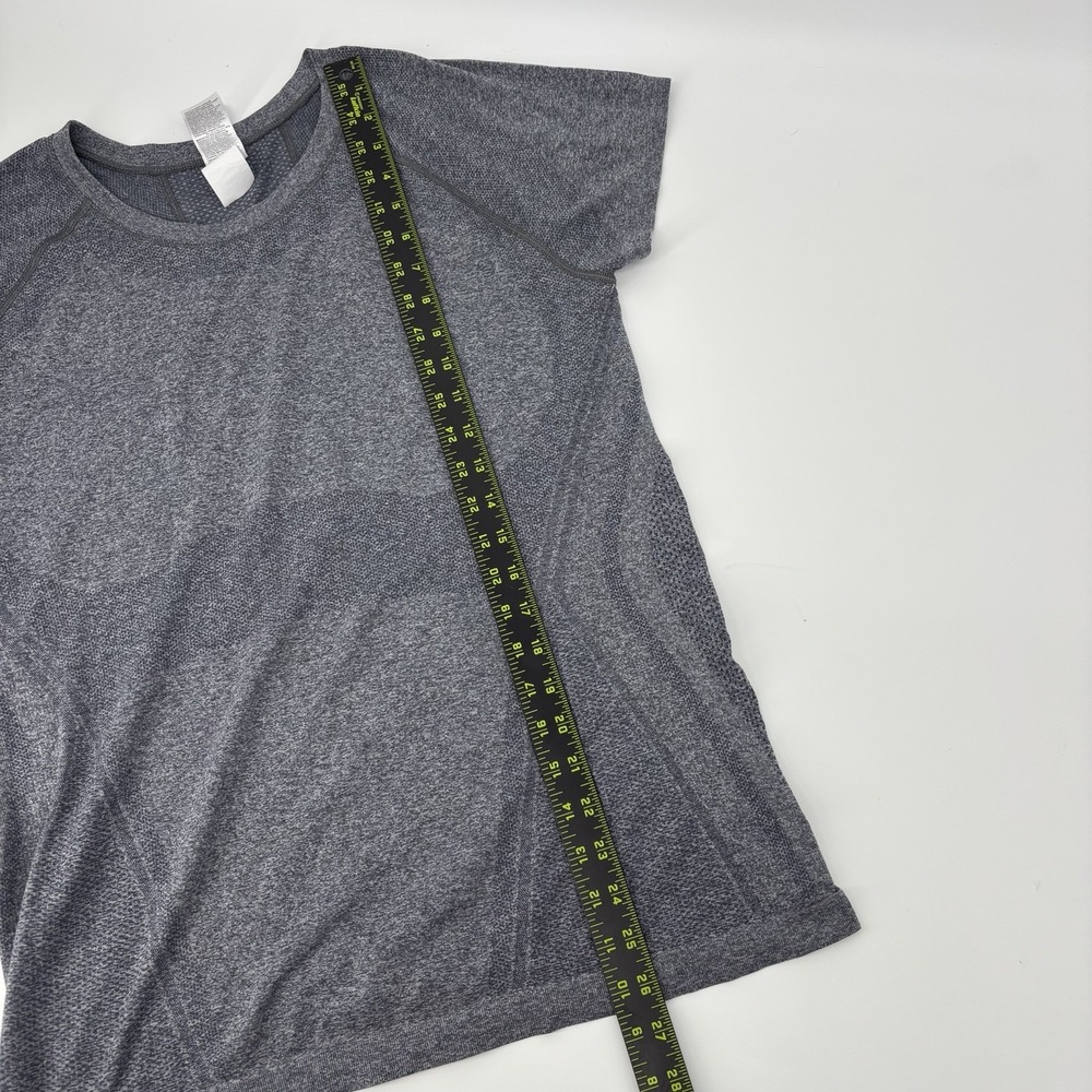 Athleta T Shirt Women's Size XL Gray Top Shorts Sleeve Workout Exercise Running - Picture 4 of 6